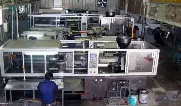 注塑機被水浸過后的急救處理辦法